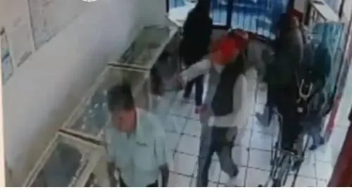 Hombres armados asaltaron Prestamax de la 11 Sur y Torres
