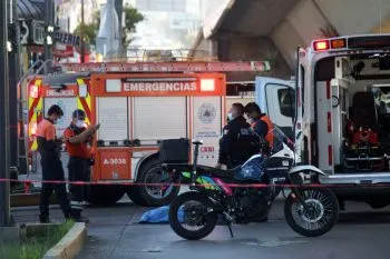 Mujer se quita la vida al arrojarse del puente de la calzada Zaragoza, en la ciudad de Puebla