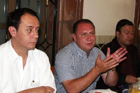 Néstor Gordillo asegura tener 5 puntos de ventaja
