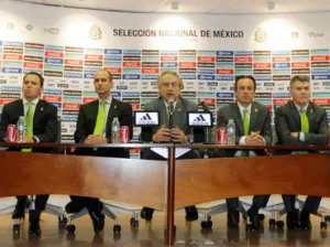 Sigue la búsqueda de un técnico para el Tri