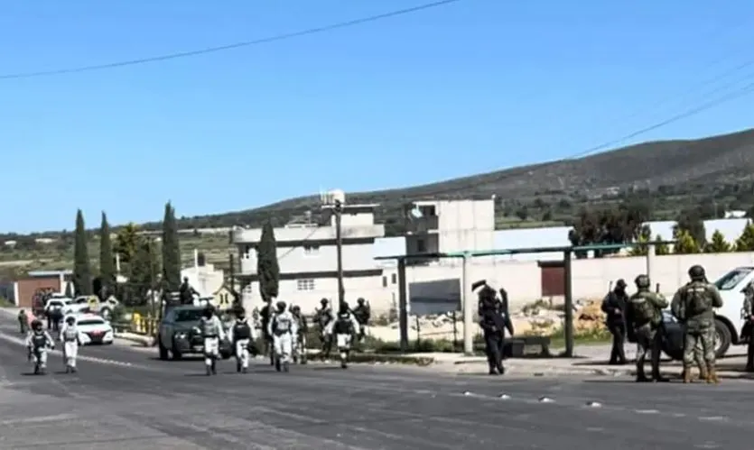 Balacera entre Guardia Nacional y delincuentes en Cañada Morelos