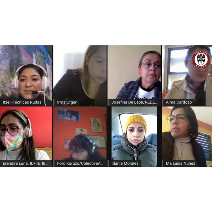 Convocan a crear nuevas narrativas sobre la desaparición con muestra de carteles