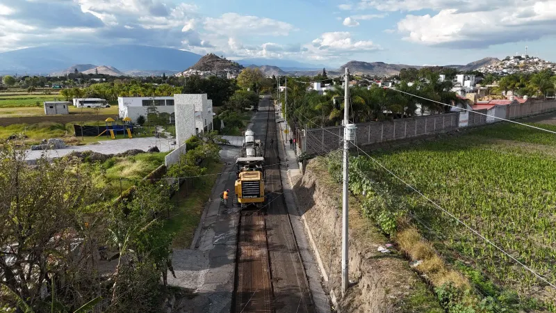Ariadna Ayala arranca la rehabilitación del camino a Nexatengo