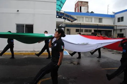 Acude magistrado presidente a Ceremonia Cívica de Izamiento de bandera en la Policía Auxiliar