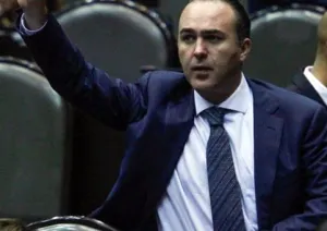 Alberto Villarreal pide diezmo a ediles para gestionar obras