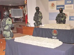 México peleará a EU chapofortuna; Congreso cita a funcionarios federales