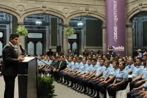 Nuevo grupo de 54 cadetes se incorpora a la Academia de Policía