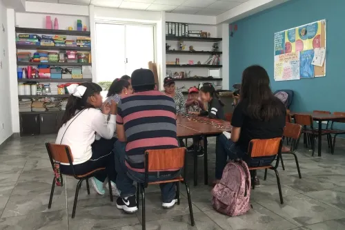 Destacan avances de niñas, niños y adolescentes que asisten al CRII del SEDIF