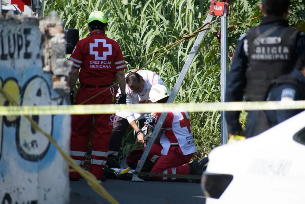 Fiscalía de Puebla investiga el hallazgo de un hombre sin vida en San Aparicio