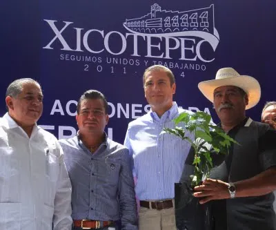 Cesan a subdirector de la policía de Xicotepec por asesinato de menor
