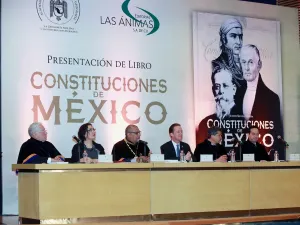 El cambio proviene de esfuerzos entre sociedad y gobierno, no de promesas: Banck