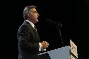 Tony Gali Gobernador (Crónica de una Toma de Protesta)