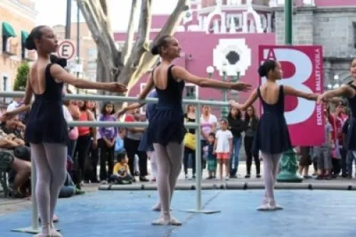 Supervisor de la zona escolar 010 se compromete a impulsar el arte y la cultura