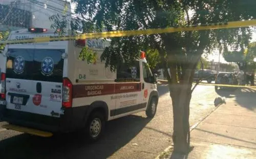 Abandonan camioneta con varios cuerpos desmembrados en Guadalajara