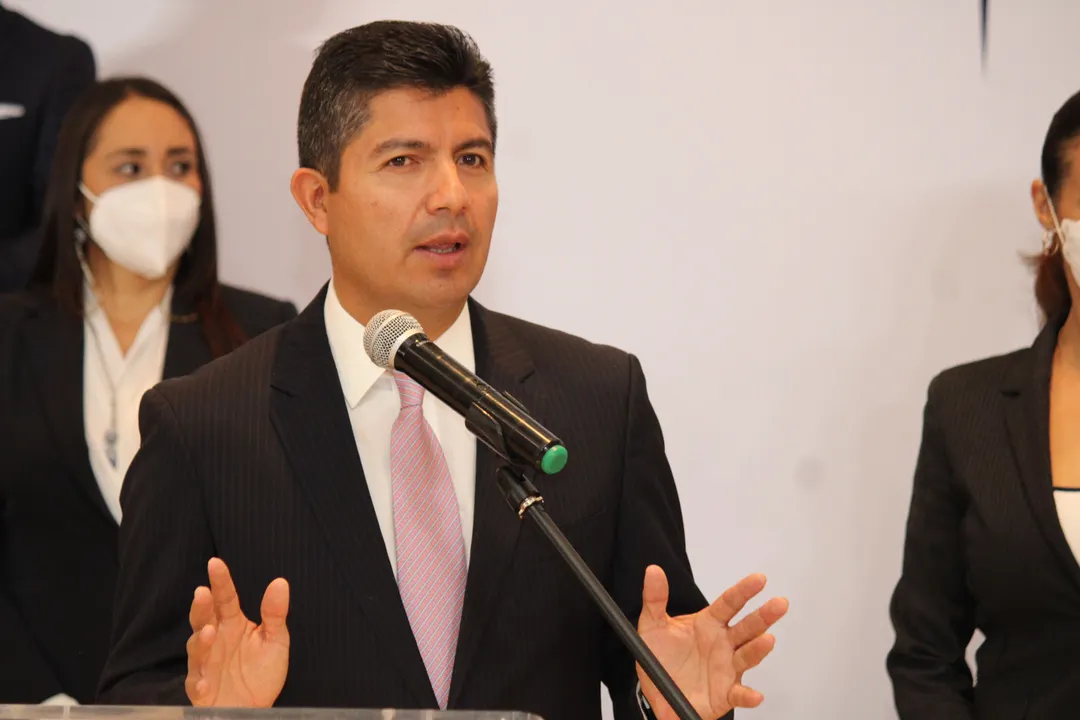 Vuelve Eduardo Rivera y va por nuevo rumbo en Puebla capital