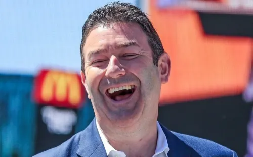 Despiden a presidente de McDonald’s por tener relación con empleada