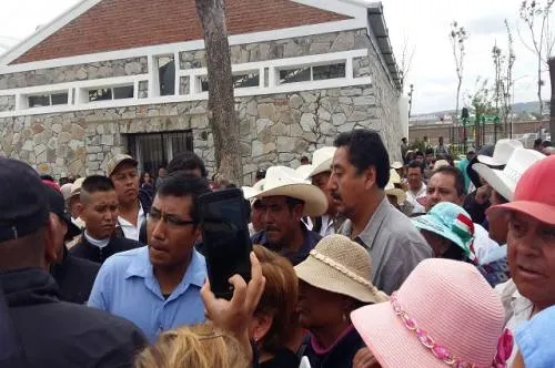 Video: Corren a enviado de Lomas de Angelópolis en Malacatepec
