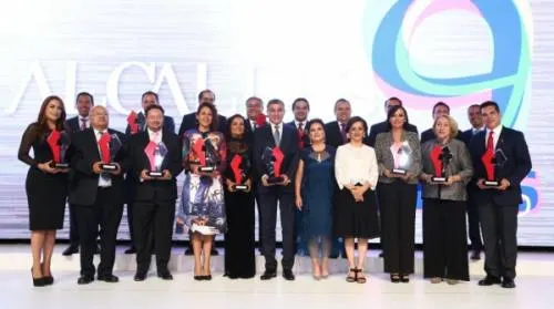 Tony Gali recibe premio por “Mejores Prácticas de Gobiernos Locales”