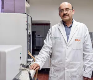 Acreditan Nanotecnología e Ing. Molecular de la UDLAP