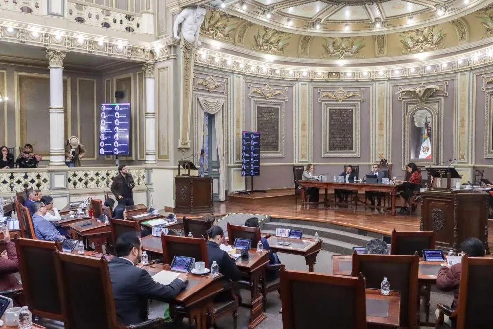 Aprueba Congreso 11 candidaturas para elegir al próximo fiscal de Puebla
