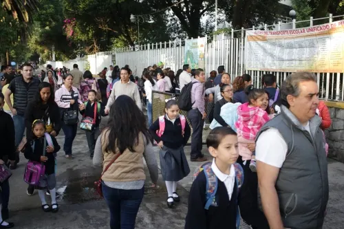 Exhorta SEP a escuelas a organizar “Guardias Escolares” en las entradas de planteles