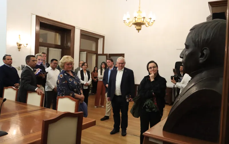 diputados-parlamento-aleman-congreso-pue