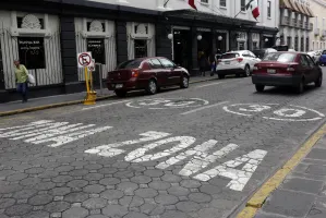 Se debe sincronizar semáforos en la “Zona 30”