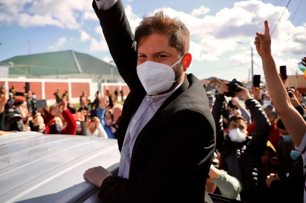 El izquierdista Gabriel Boric gana la presidencia de Chile