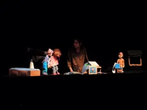 Realiza compañía Marionetas de la Esquina gira por ciudades en EEUU