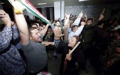 Referéndum kurdo obliga al presidente Barzani a dejar su cargo