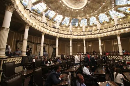 Congreso del Estado vulnera la práctica democrática y la división de Poderes en Puebla: Biestro