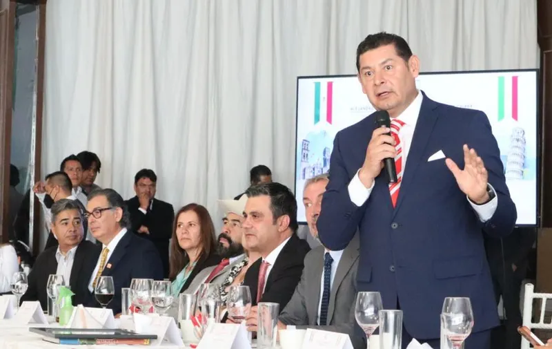 Senador Alejandro Armenta
