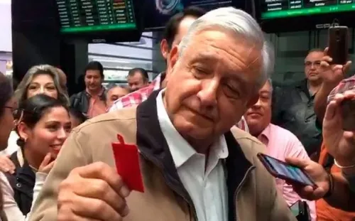 Critica Financial Times “torpe” respuesta de AMLO frente a la crisis de Covid-19