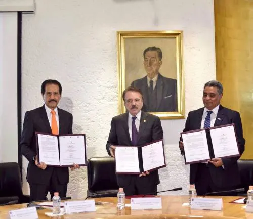 Signa convenio la BUAP para impartir la Licenciatura en Contaduría Pública y Finanzas Públicas