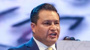 El líder de los burócratas estatales, en serios problemas para demostrar el destino de 11 mdp