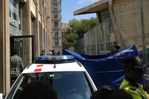 Niño de 13 años asesina a un profesor en Barcelona