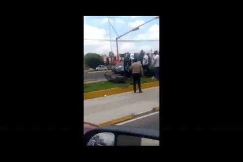 Patrulla de la Policía Municipal se vuelca