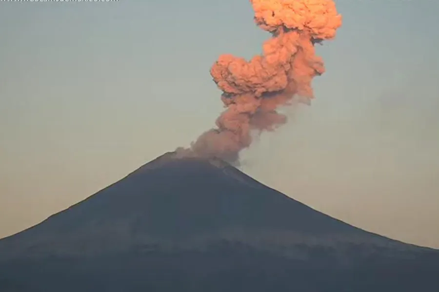 Volcan Popocatepetl Fumarola