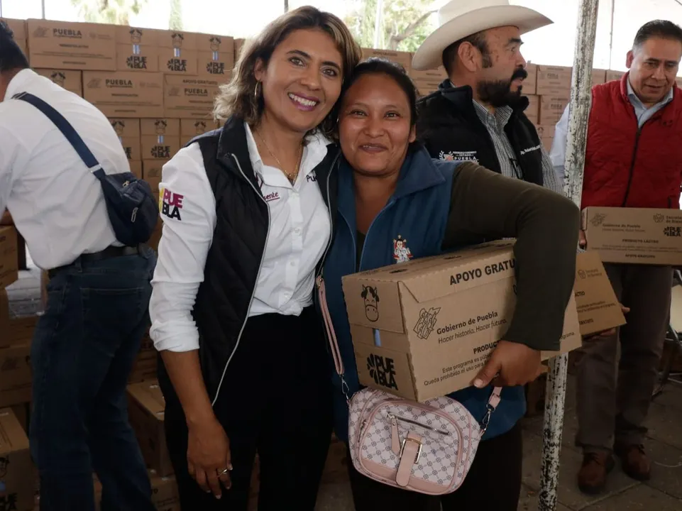 Bienestar Tepeaca Entrega Producto Lacteo